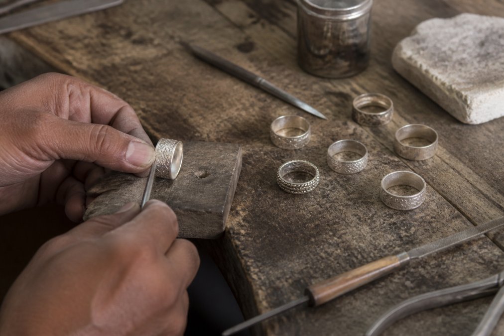 Buy Handcrafted Silver Rings Online: A 2026 Guide