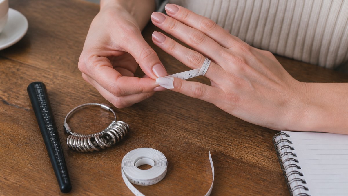How to Measure Ring Size Without Them Knowing