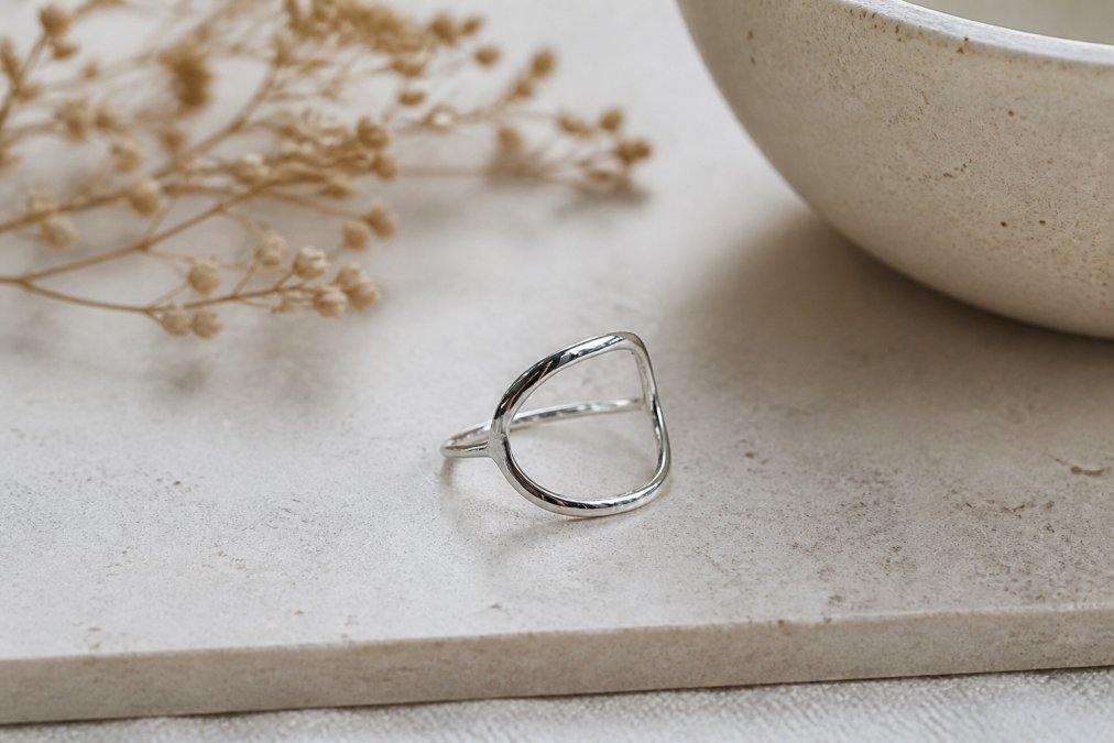Minimalist Silver Rings for Everyday Wear