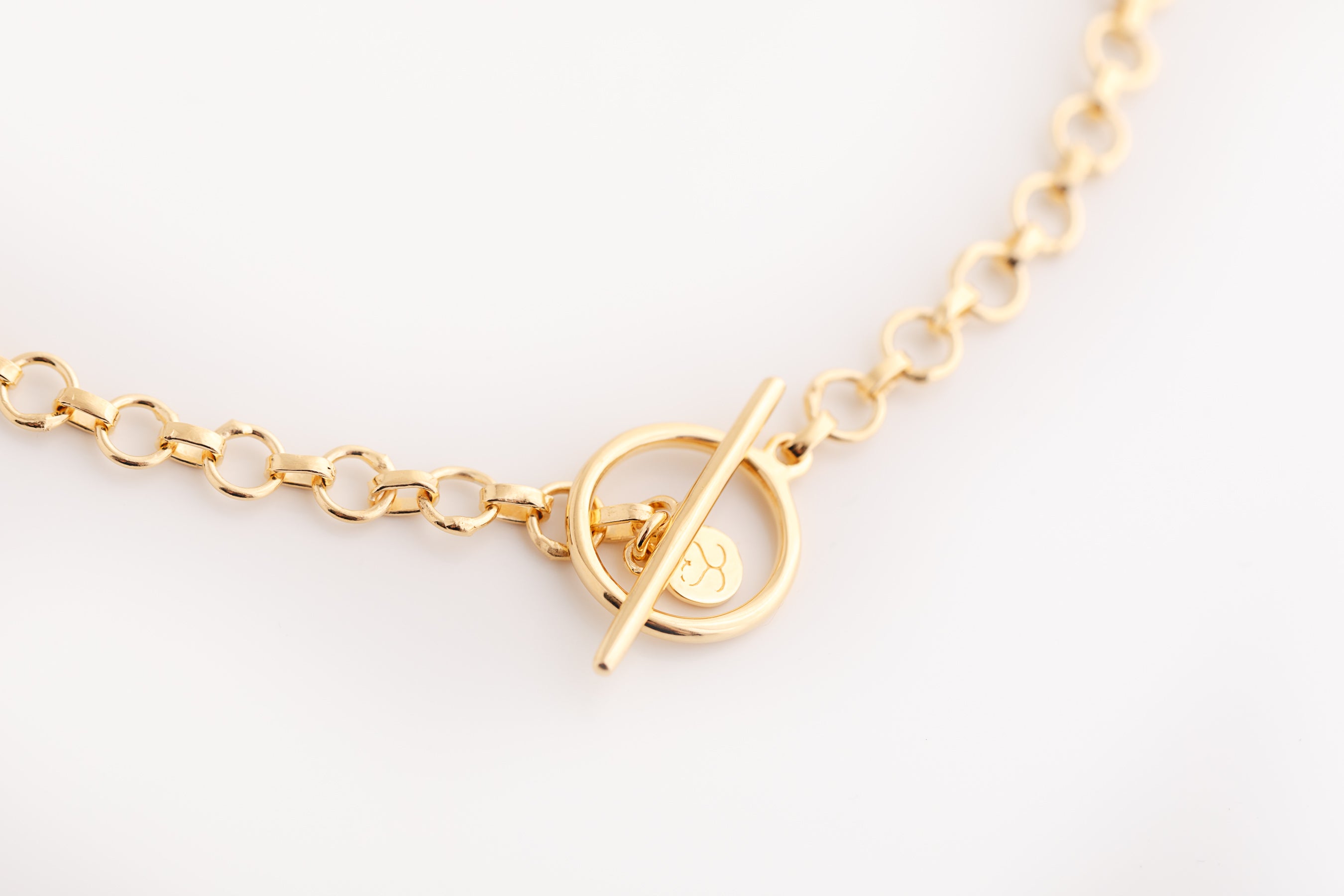 Gold T-Bar Chain