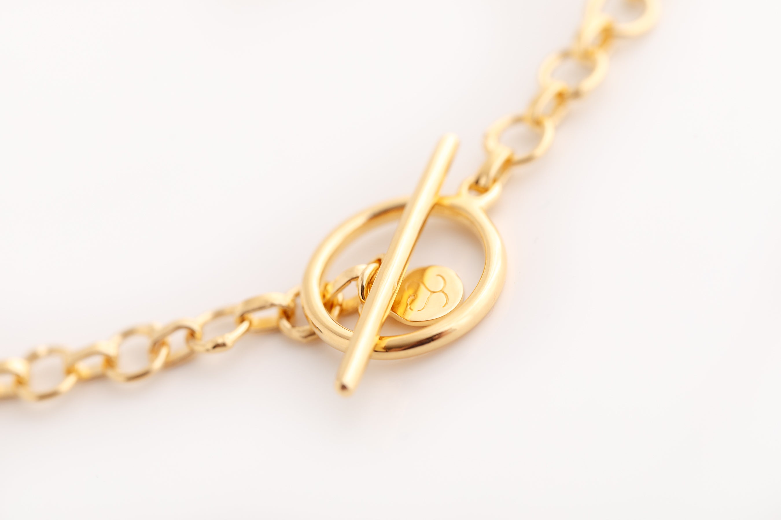 Gold T-Bar Chain