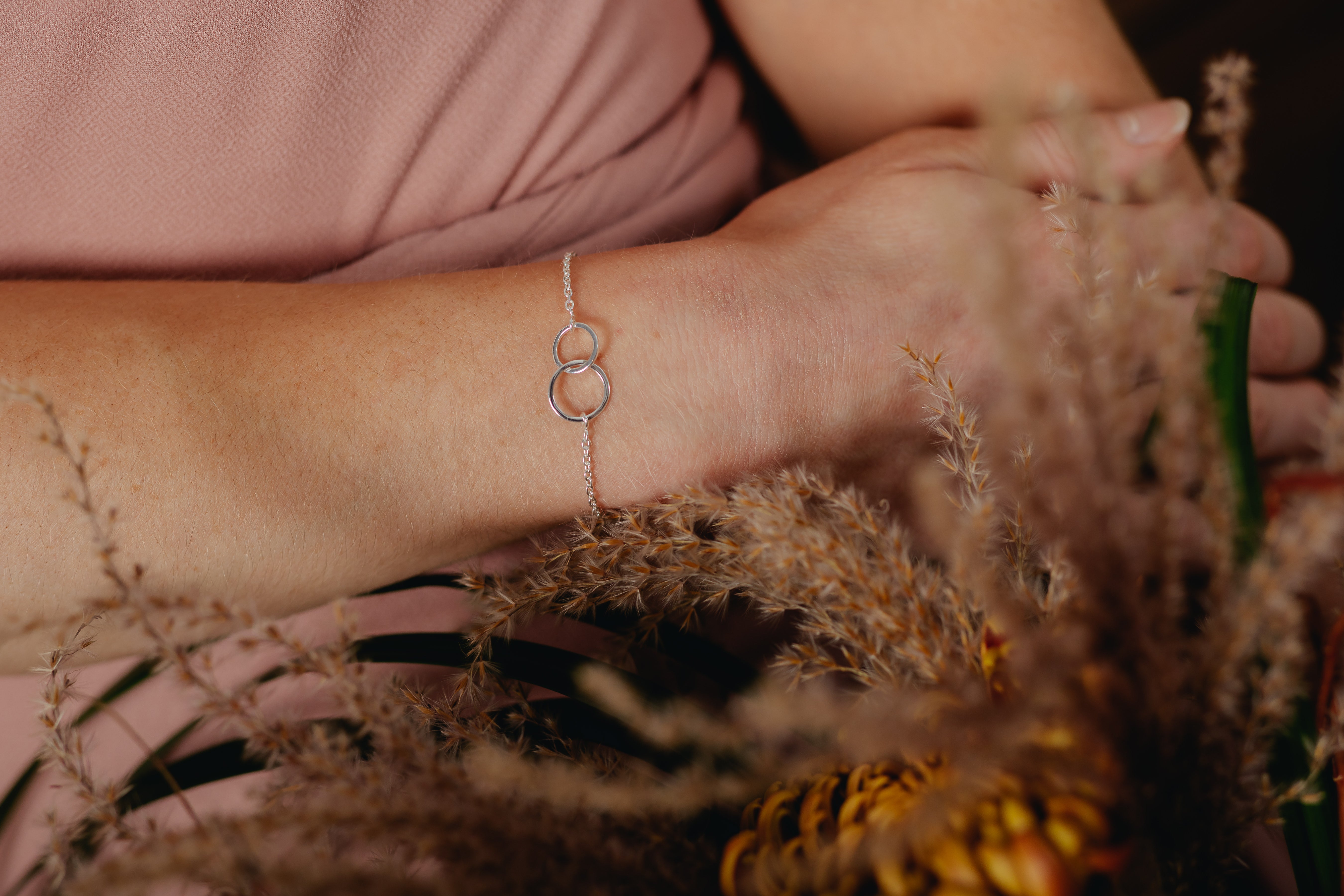 Silver Interlinked Circle Bracelet