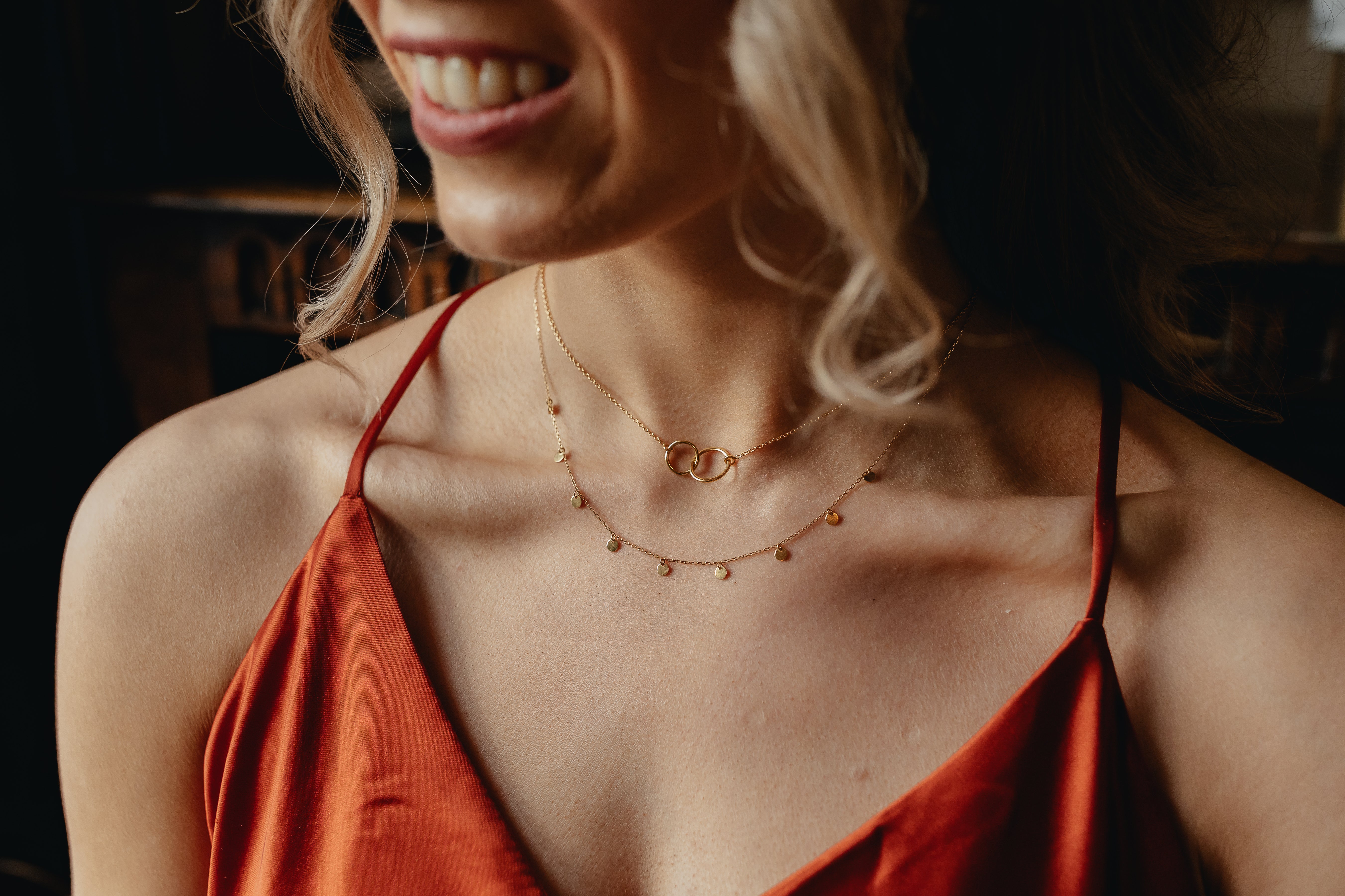 Gold Interlinked Circle Necklace