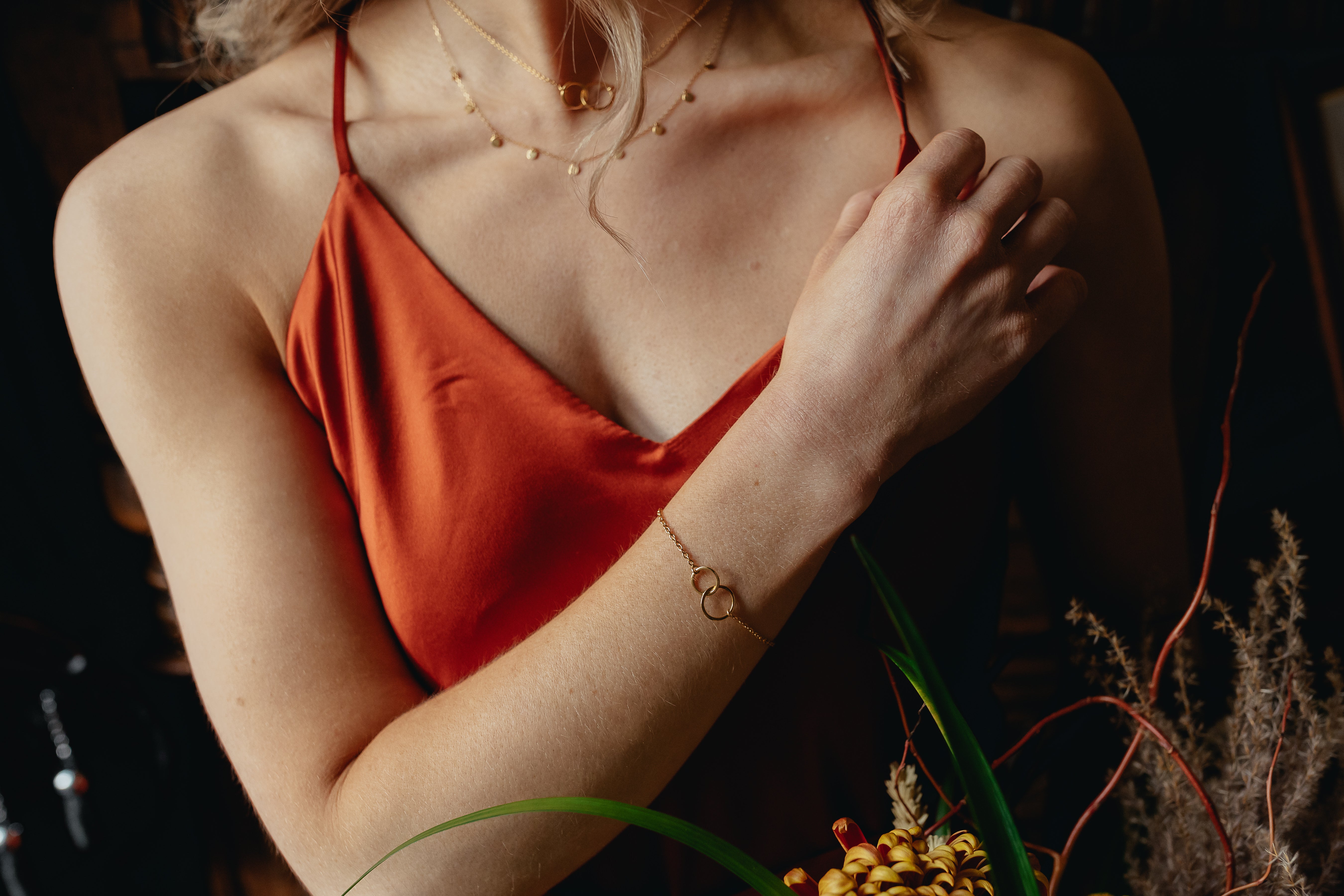 Gold Interlinked Circle Bracelet