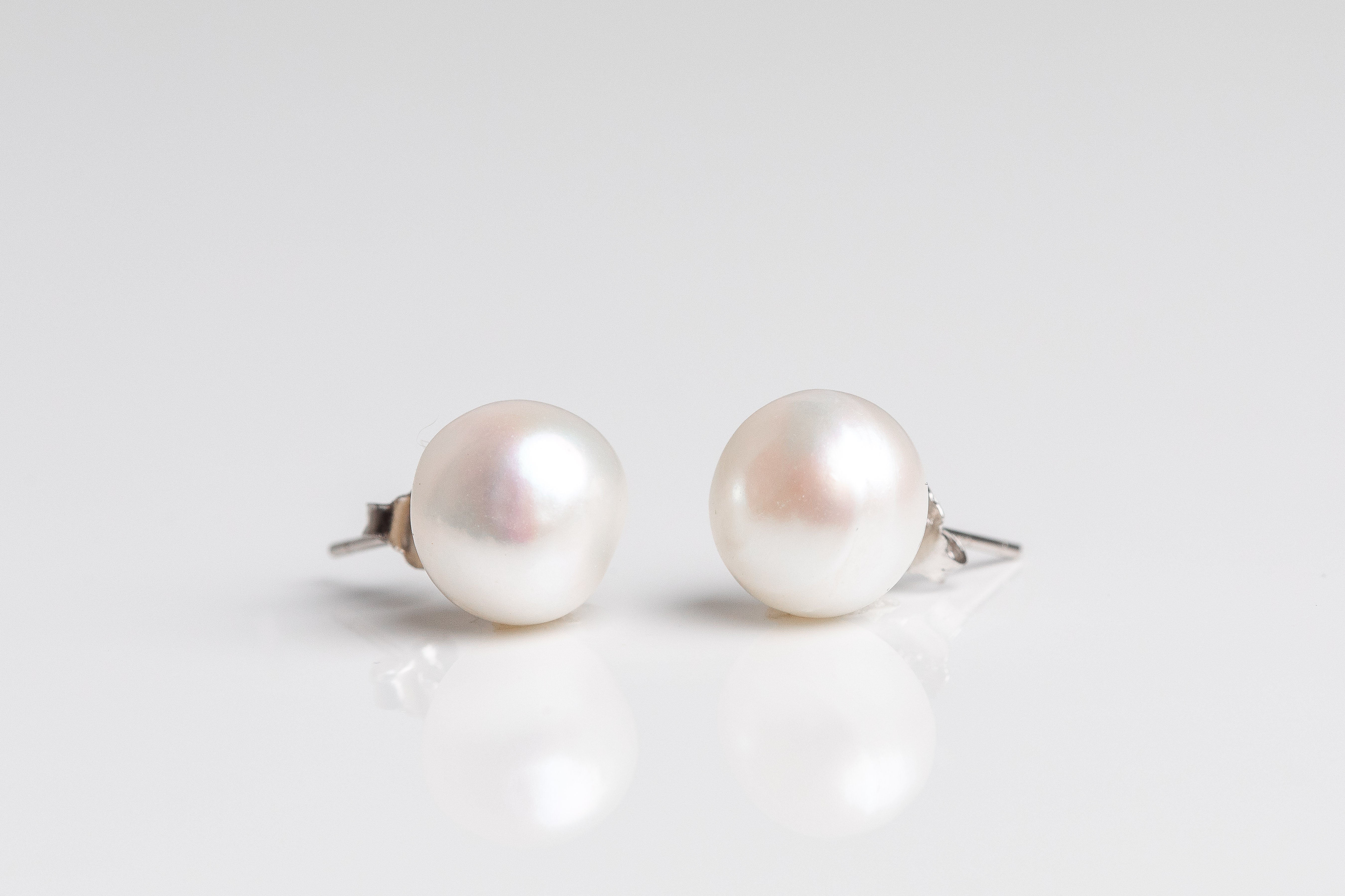 Large Freshwater Pearl Stud Earrings