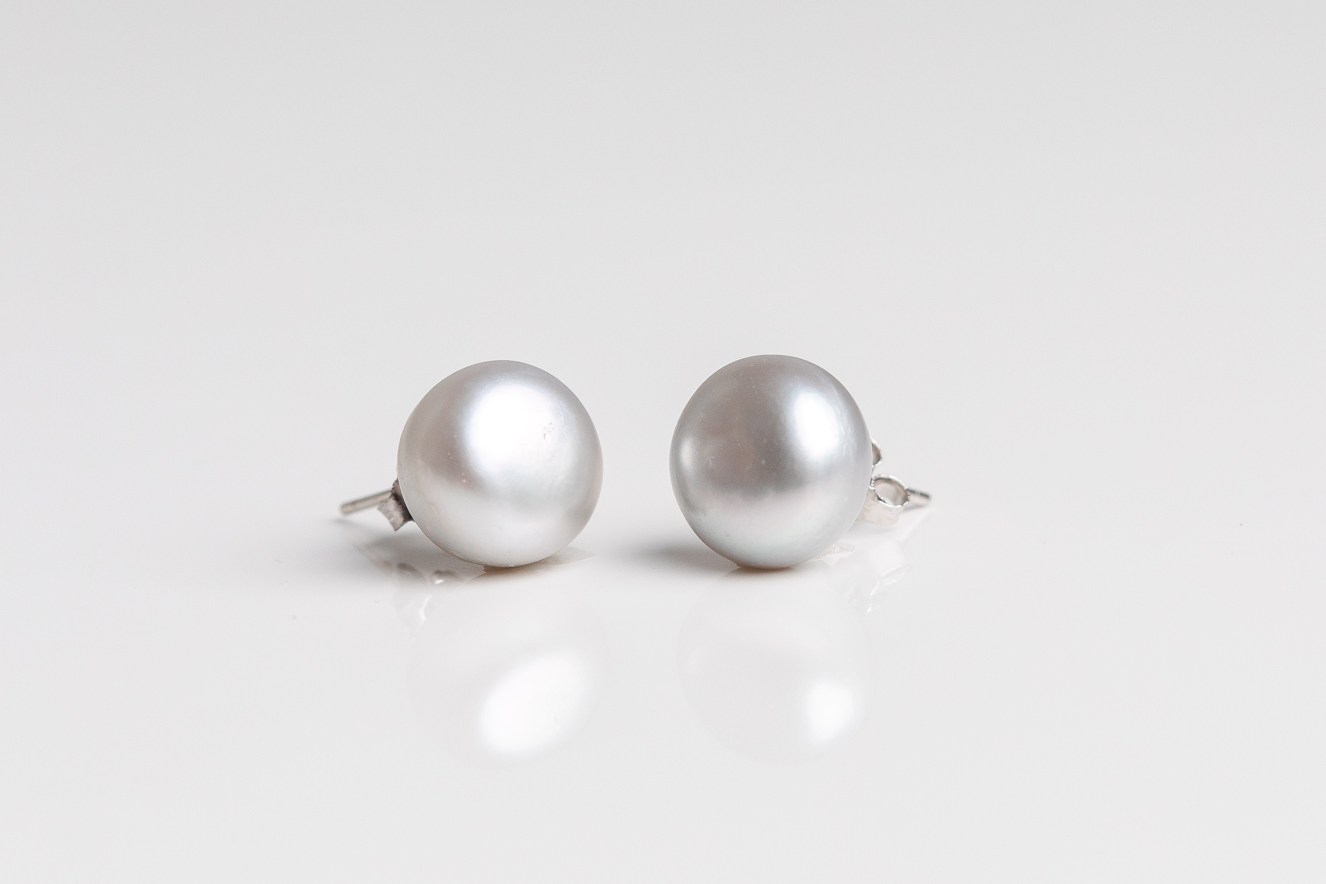 Large Freshwater Pearl Stud Earrings