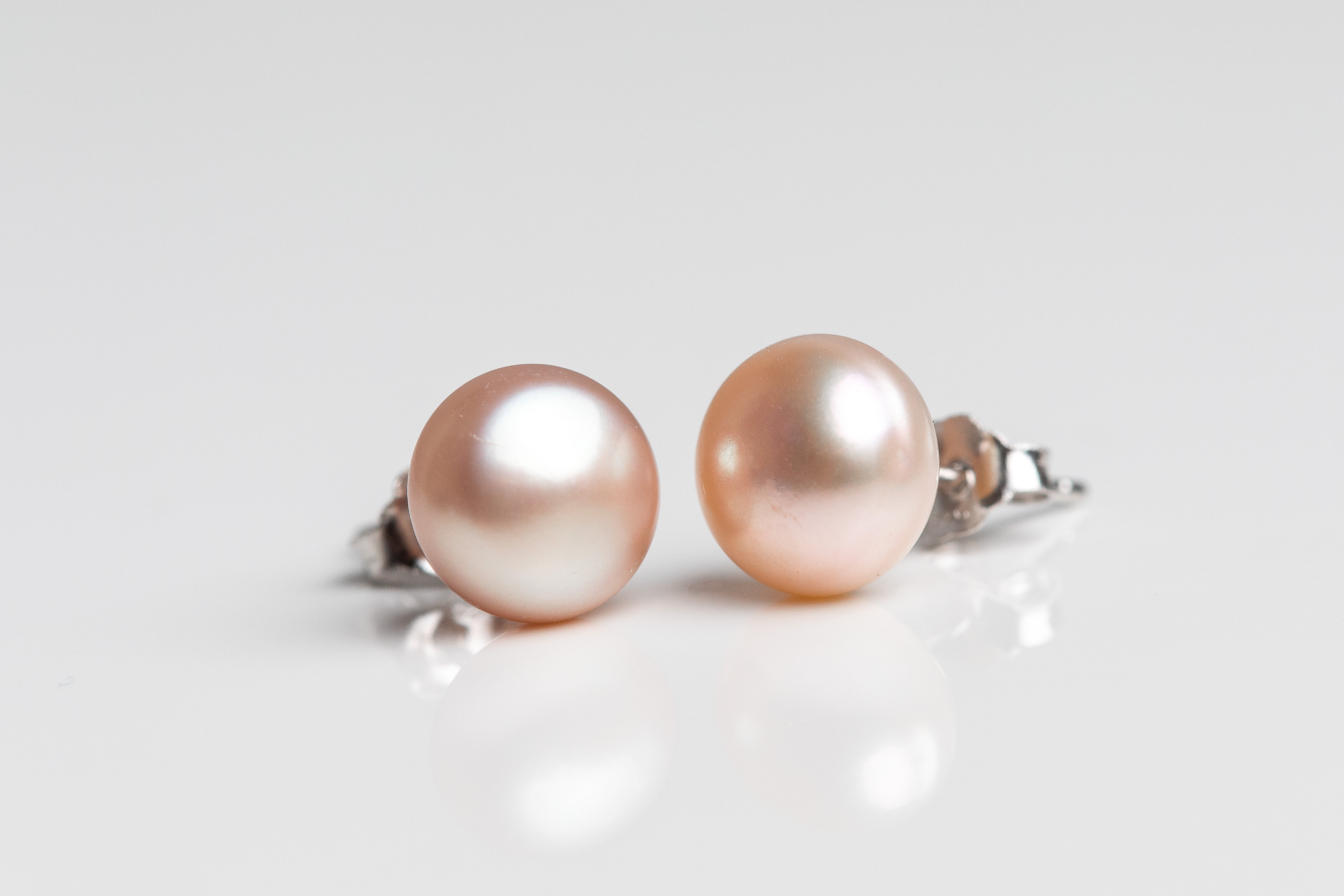 Small Freshwater Pearl Stud Earrings