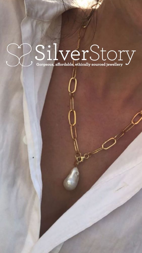 Gold Chunky Chain Necklace with Large Baroque Pearl