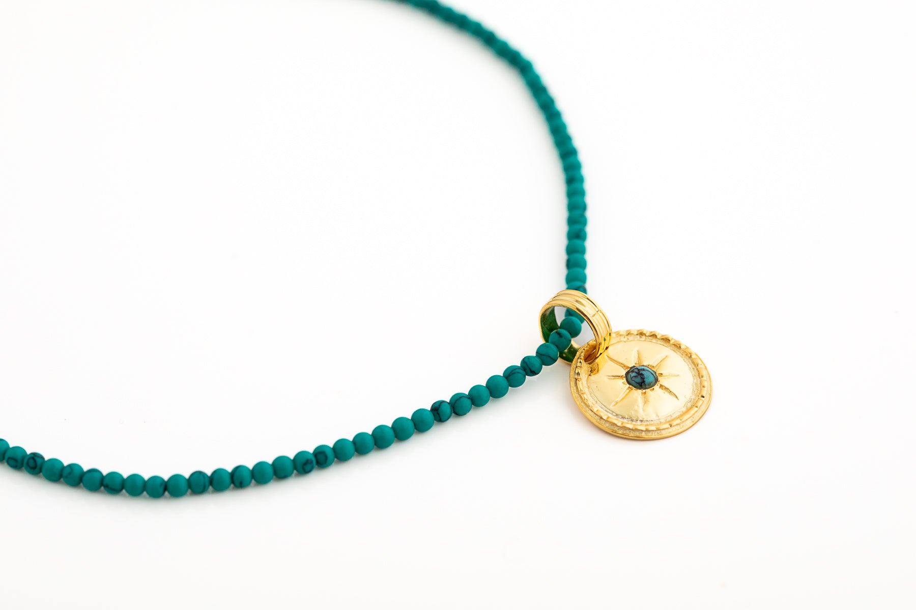 Turquoise Beaded Neckace with Detachable Gold Pendant