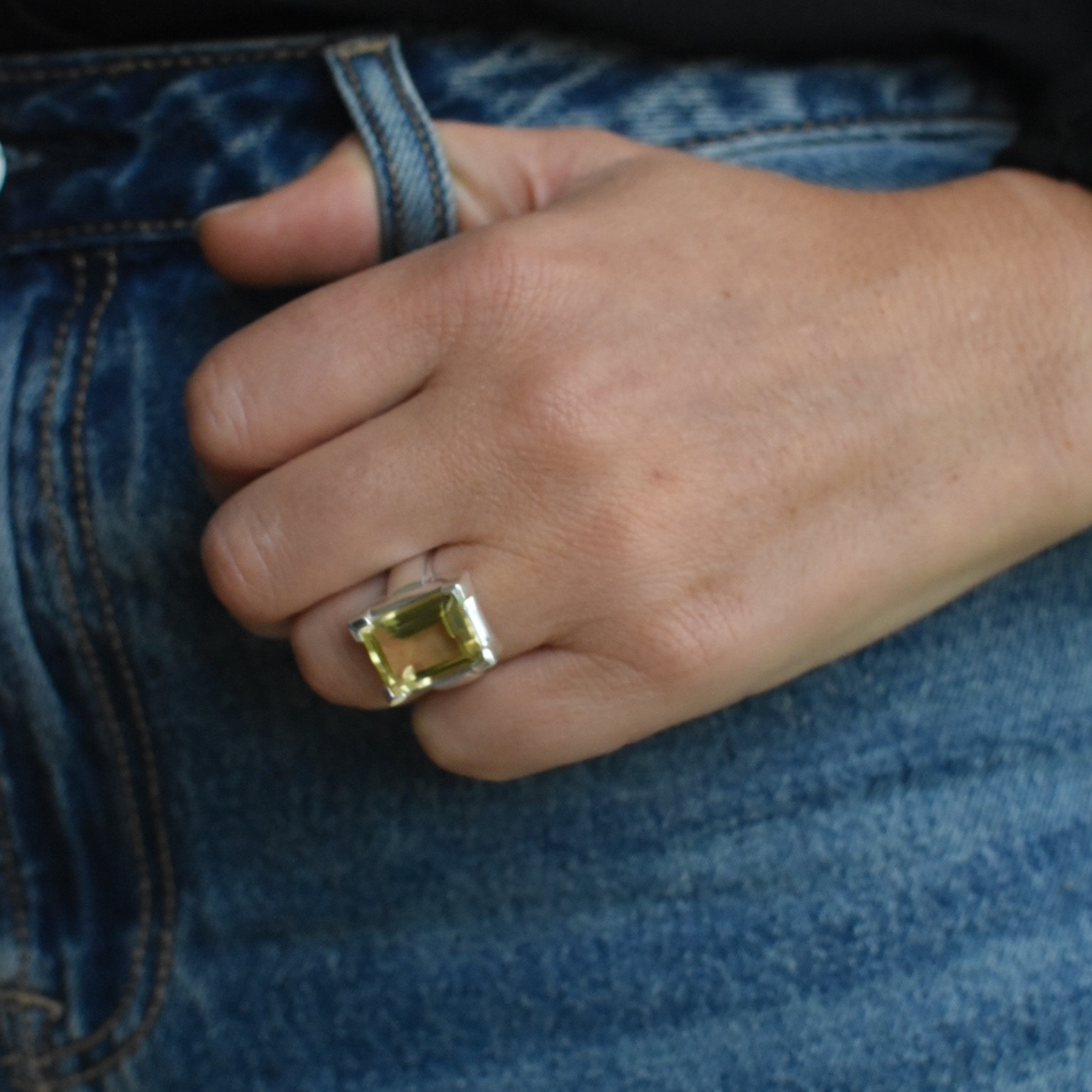 Large Lemon Quartz Ring